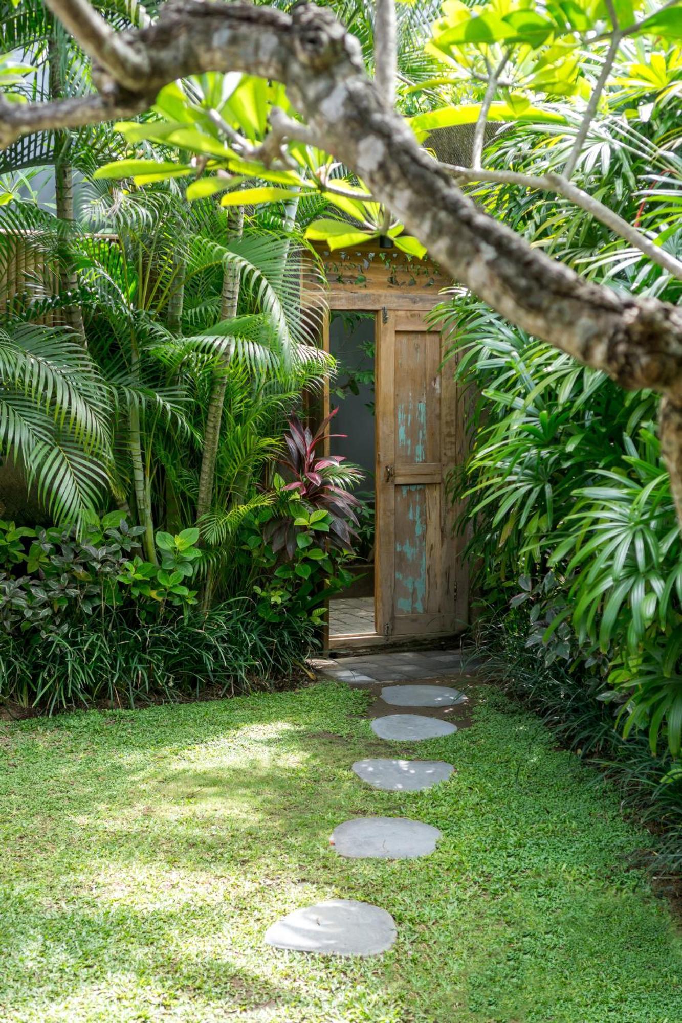 Twist And Shout Villa Seminyak  Exterior photo